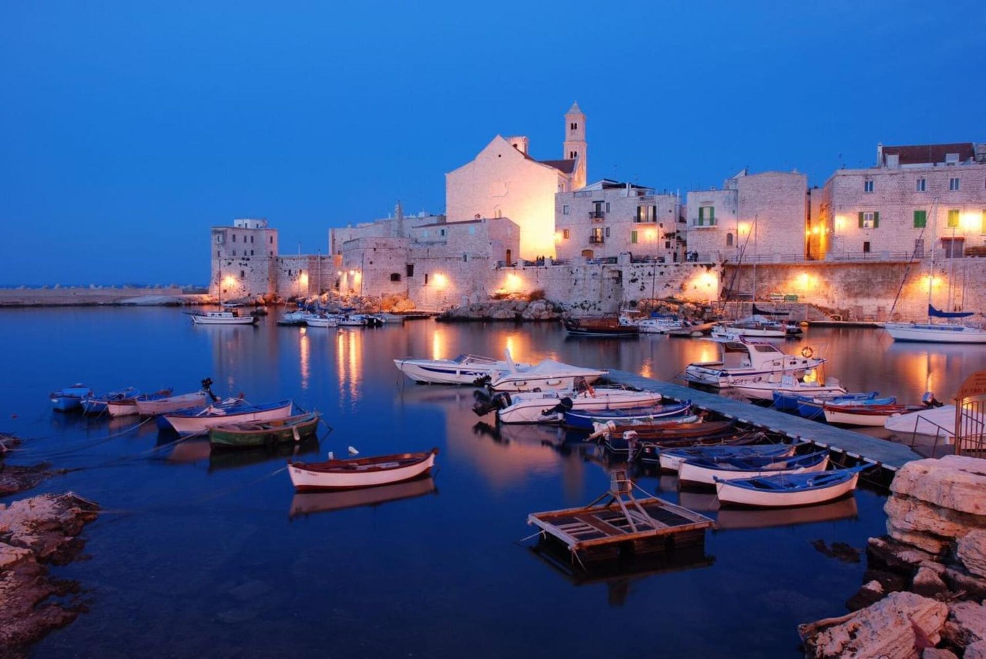 B&B A Pochi Passi Dal Mare Giovinazzo Exterior foto